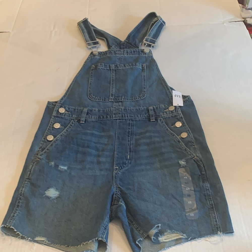 NWT Gap Women’s shortfalls size XS